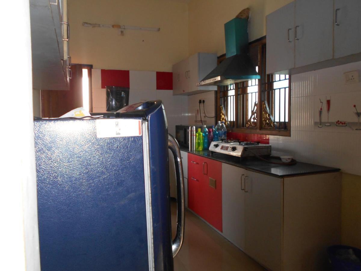 Wekare Guest House Μπουμπάνεσβαρ Εξωτερικό φωτογραφία