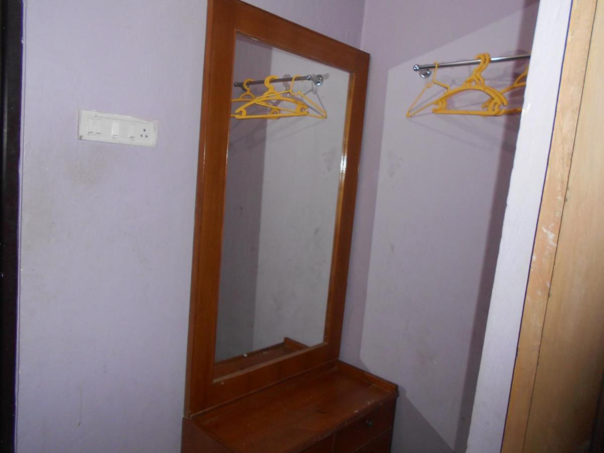 Wekare Guest House Μπουμπάνεσβαρ Εξωτερικό φωτογραφία